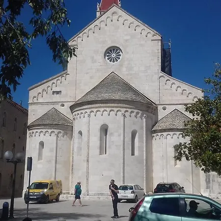 Bingo Апартаменти